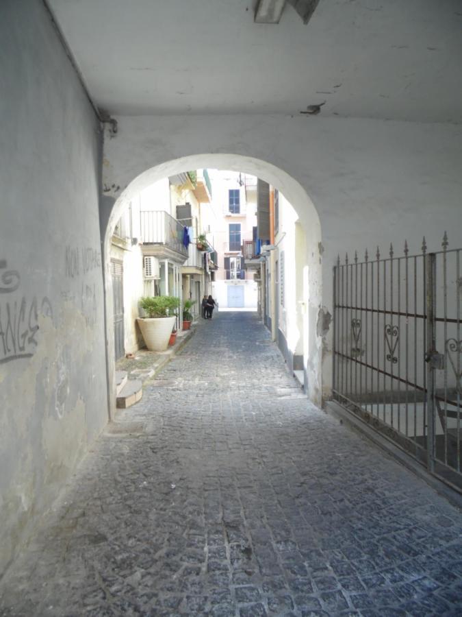 A Casa Di Monica Apartment Pozzuoli Exterior foto